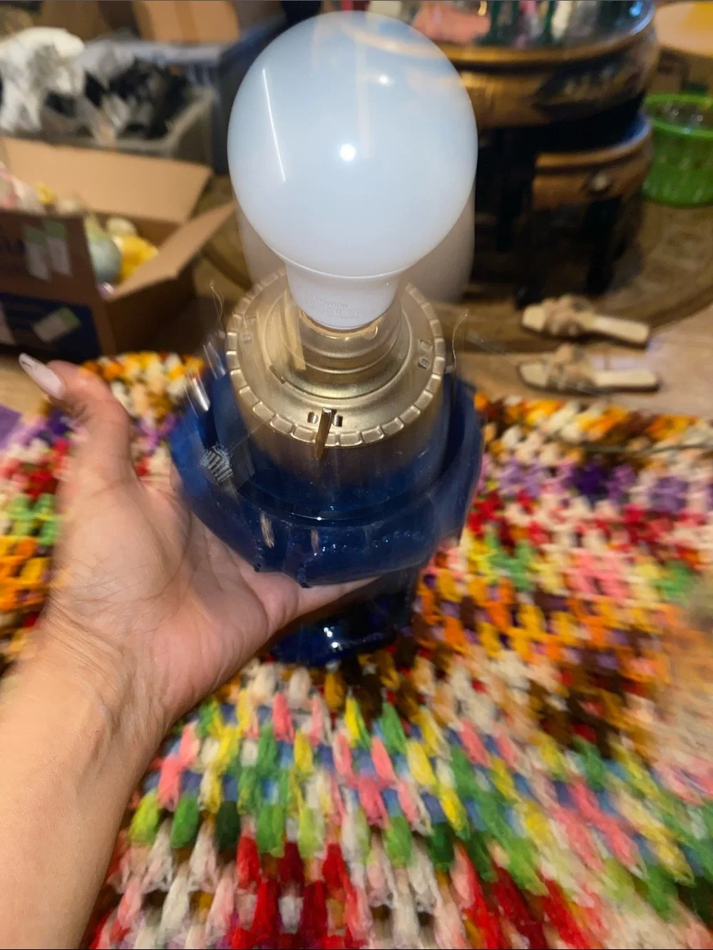 Vintage Findlay Queen Of Hearts Blue Glass Electric Oil Lamp clear Glass Chimney